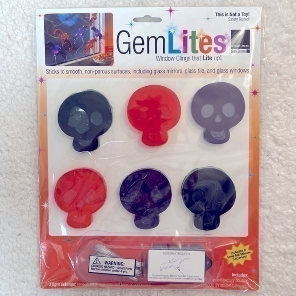 Design Ideas GemLites "Skulls" Light UP Window Clings